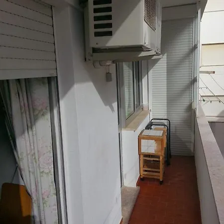 Apartamento T2 No Centro De Monte Gordo